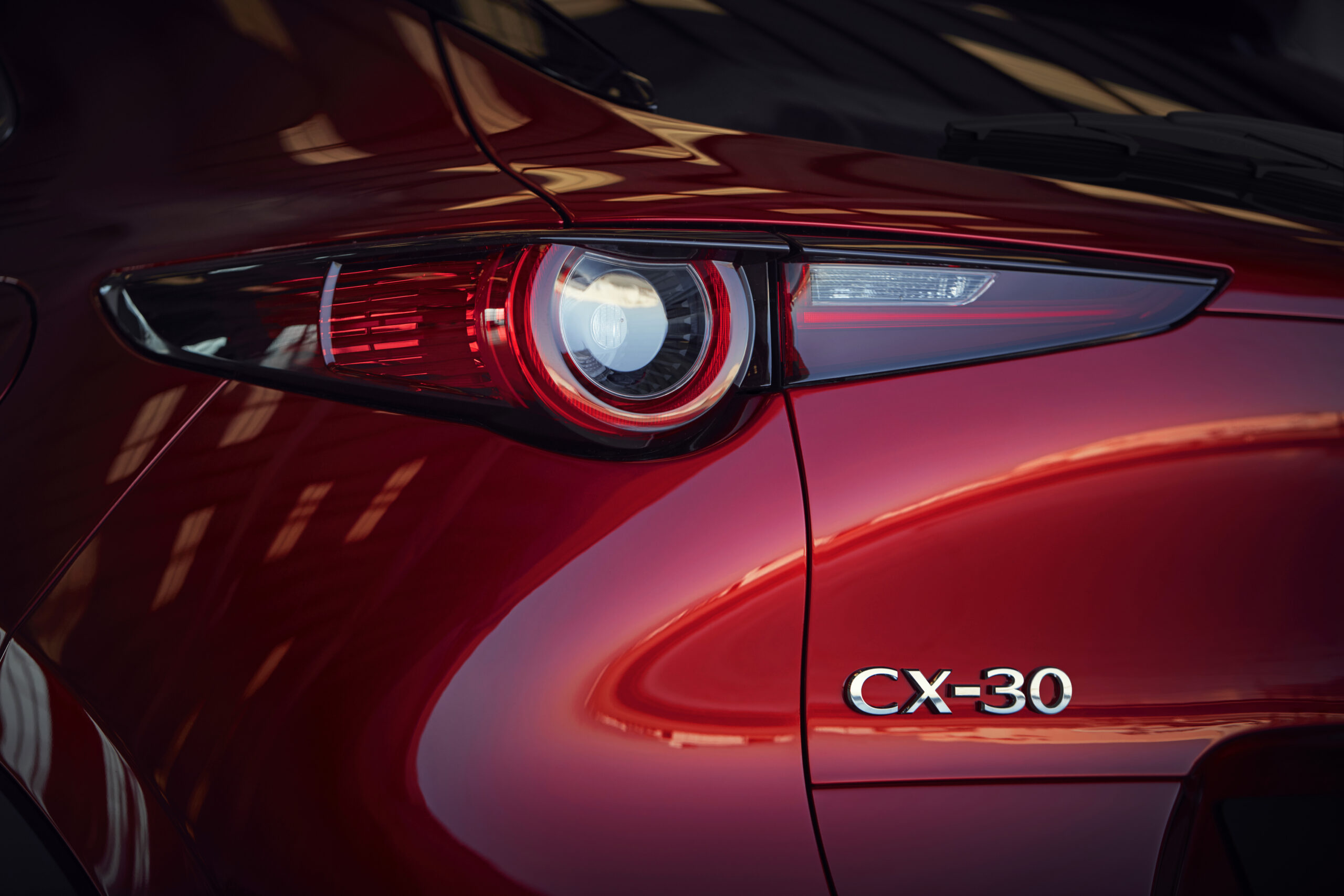 RS56926_Mazda_CX-30_2022_Versiones_Grand_Touring_LX_Hibrido_Retocadas_Exterior_31