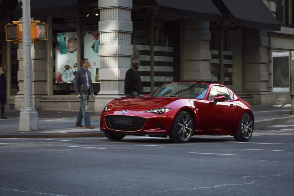 RS72446_NG8HLAF_Mazda_MX-5_2024_versiones_Grand_Touring_LX_Retocadas_Exterior_003